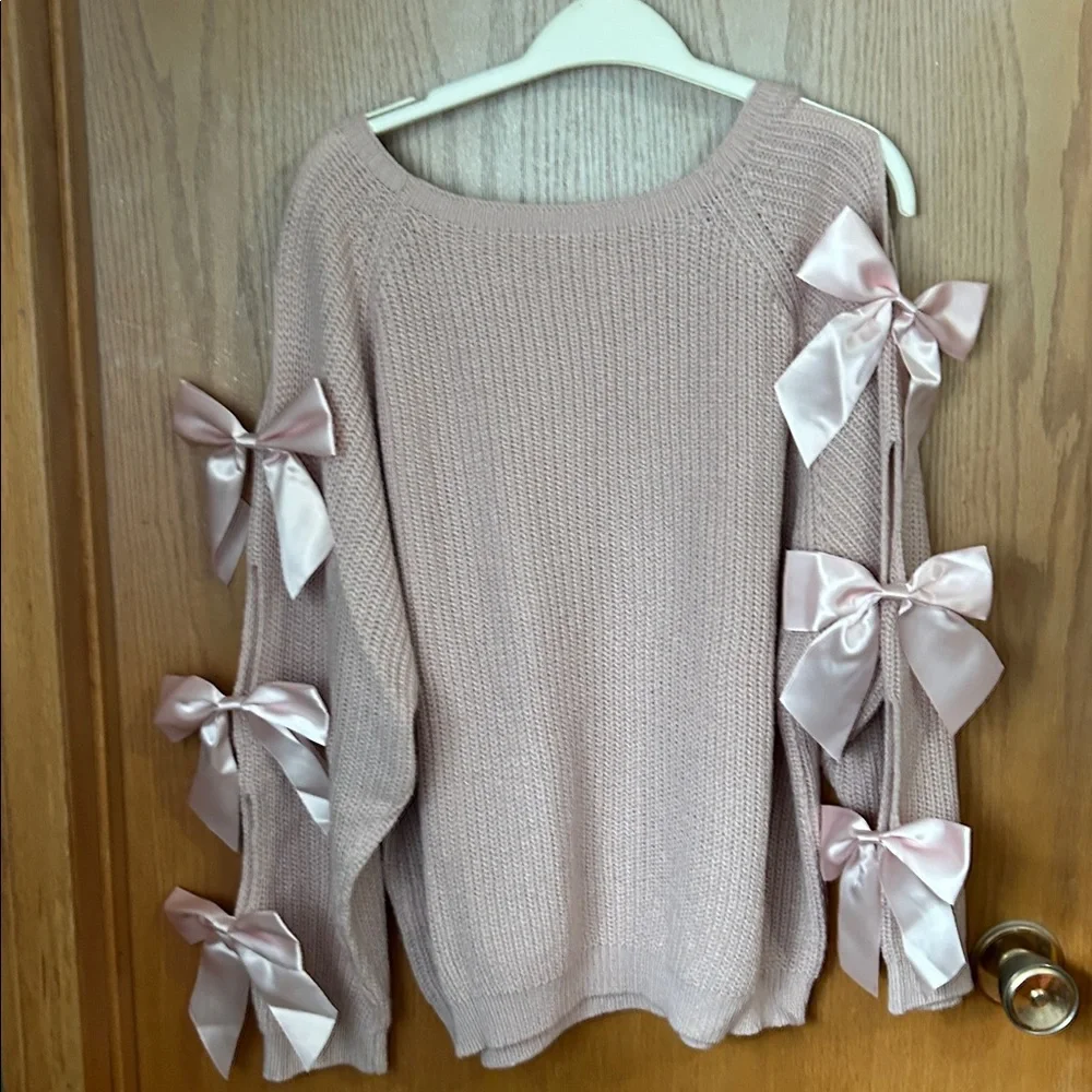 Women’s Bow-Accent Knit Sweater - Blush Pink - Picture 3 of 3